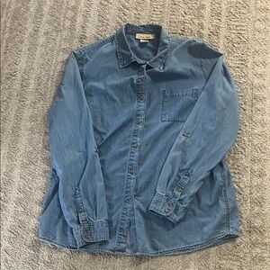 Davina 100% Cotton Light Blue Denim Button-Front Collared Festival Shirt Medium